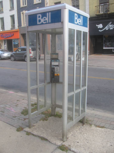 [Bell phone booth in London]